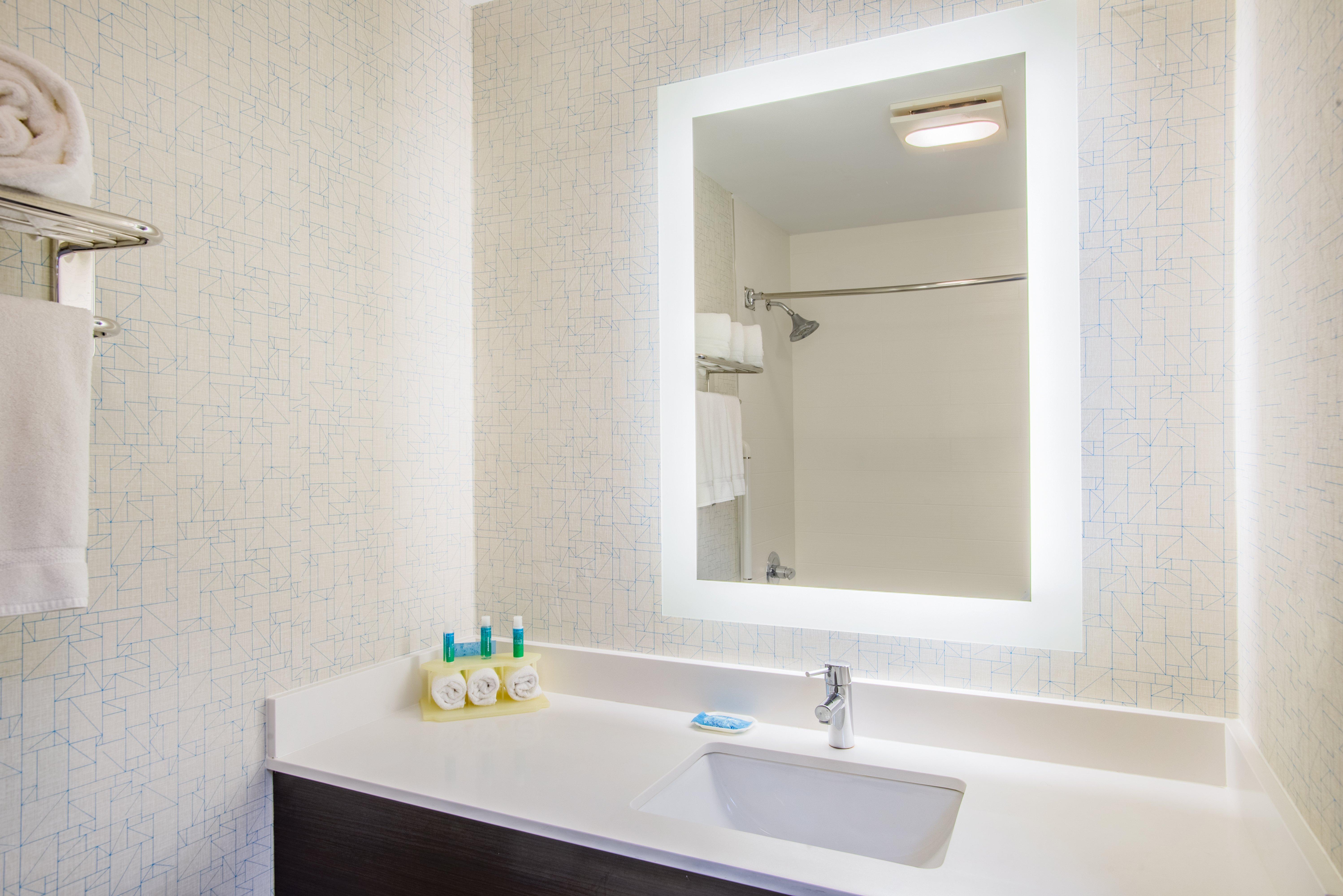Holiday Inn Express Hotel & Suites Boston - Marlboro By Ihg Hudson Exterior foto